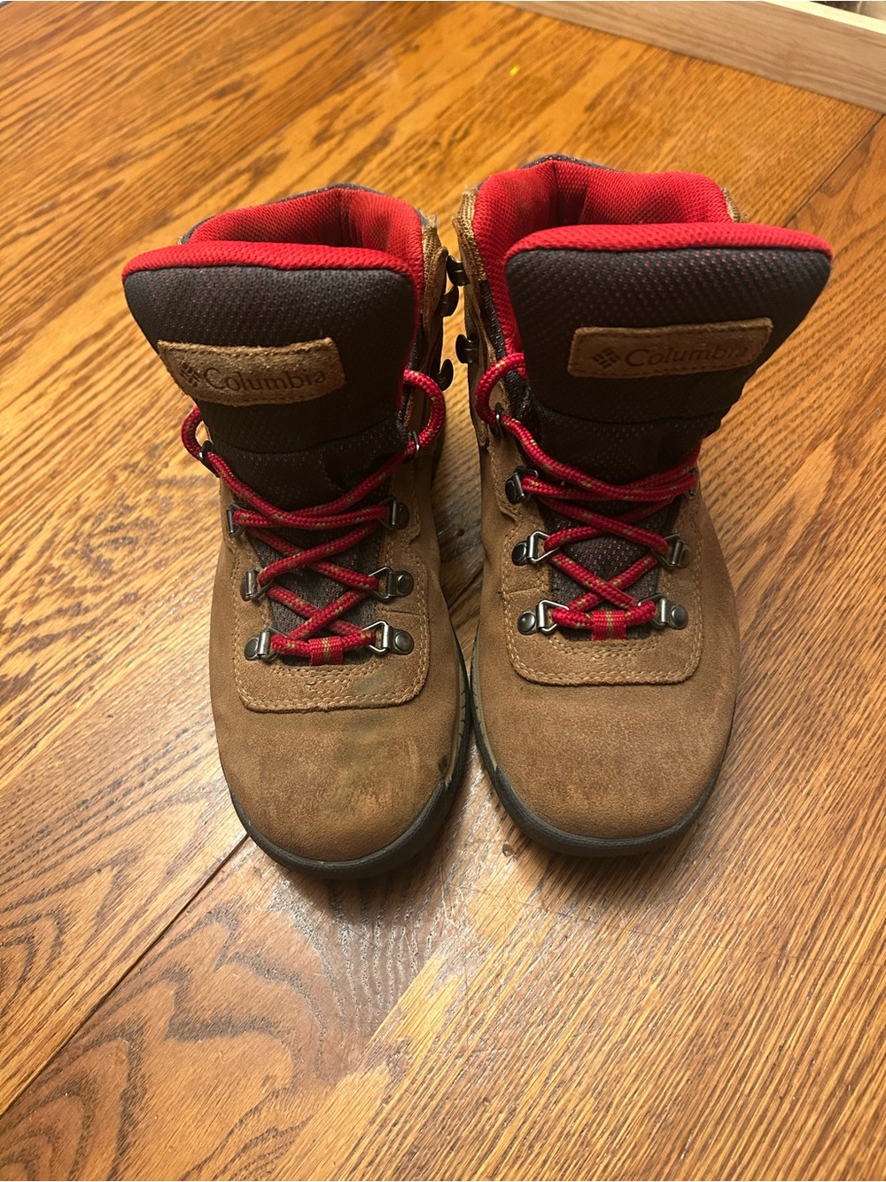 Columbia Women's Newton Ridge Waterproof Hiking Boots Size 7